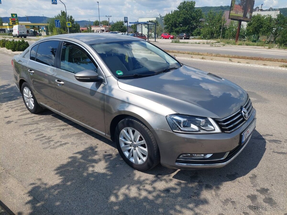 Volkswagen Passat 2.0 TDI BMT Comfortline - 3
