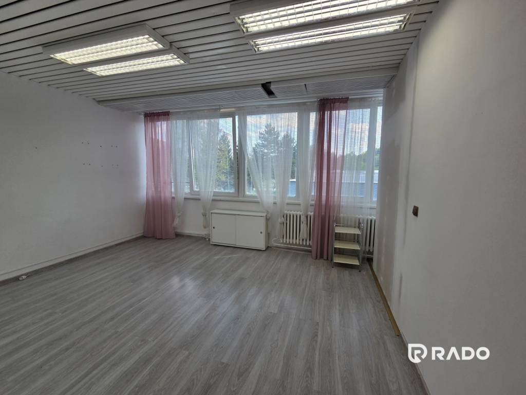 RADO | Na prenájom administratívny priestor, 20 m2, Považská - 3