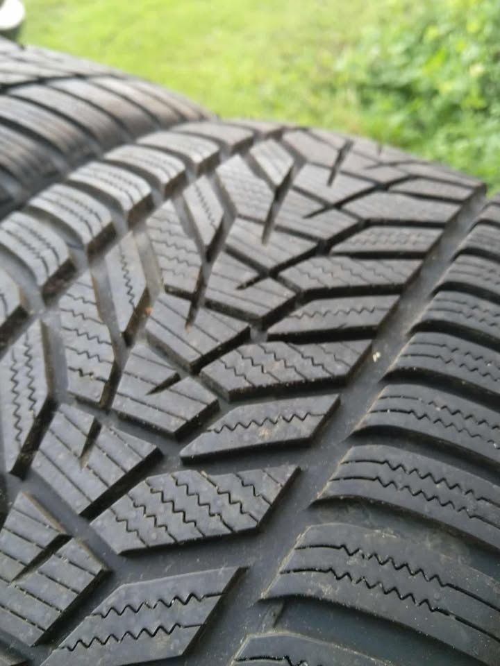 255/45 R 19 104 V XL zimné HANKOOK 99 % stav. - 3