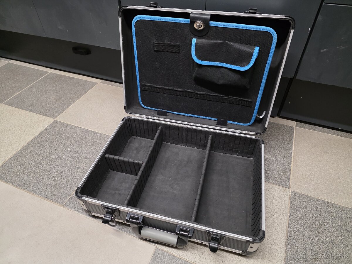 Kufrík na náradie - 3