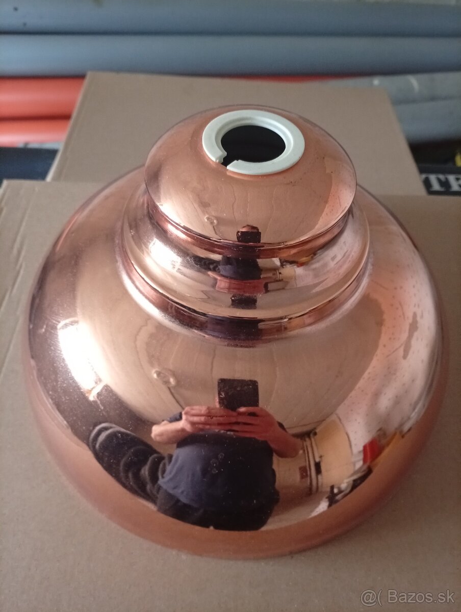 Tienidla na svetla - 3