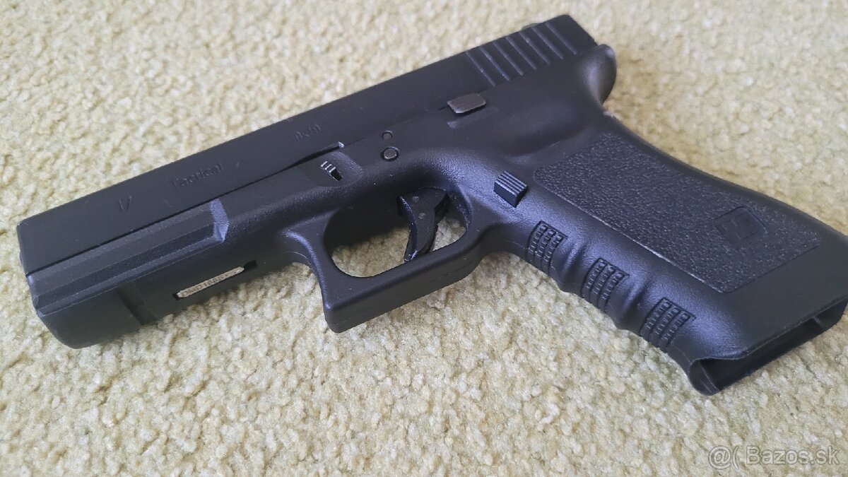 Predám airsoft Glock 17 WE - 3