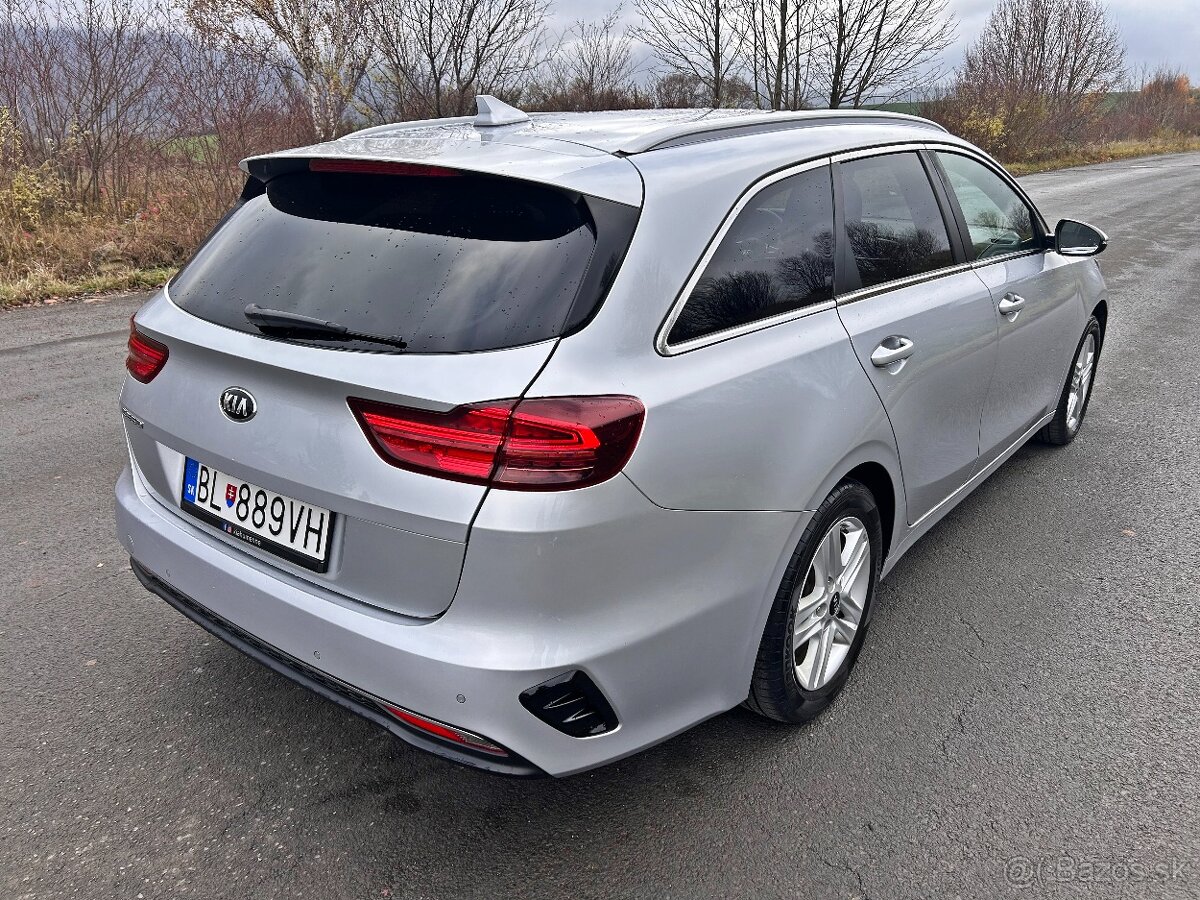 Kia CEED SW 1,4 T-GDi AT7 GOLD - 3