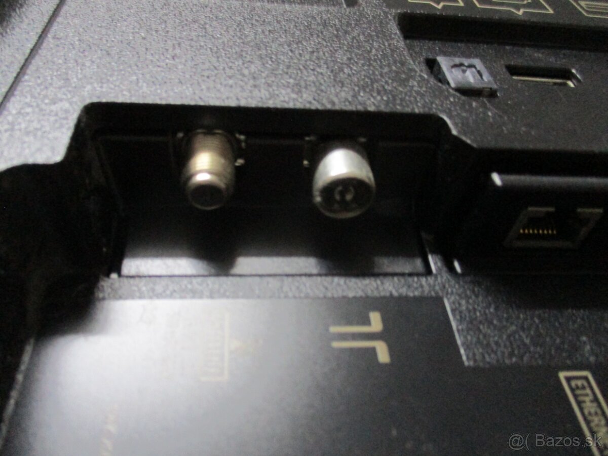 PANASONIC TX58HX810E - 3