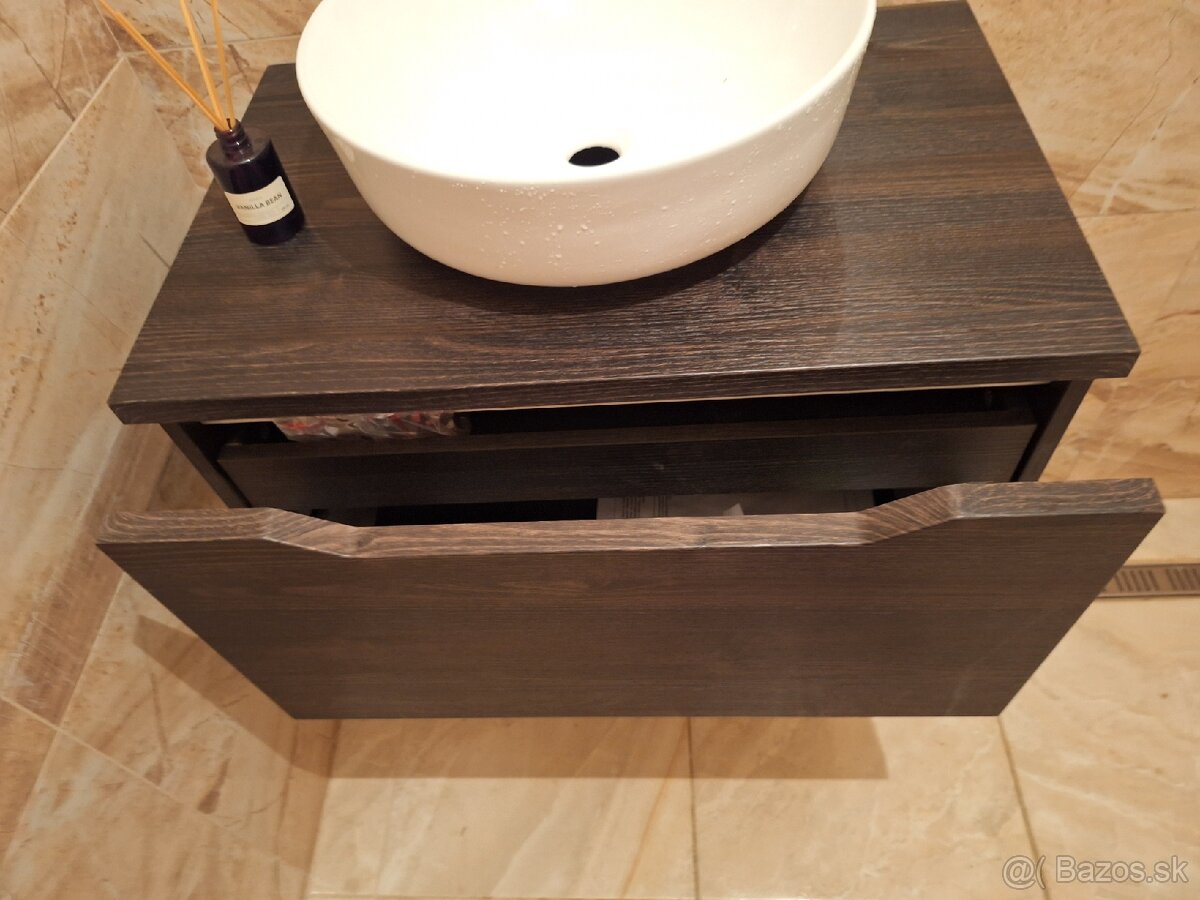 skrinka do kupelne - 3