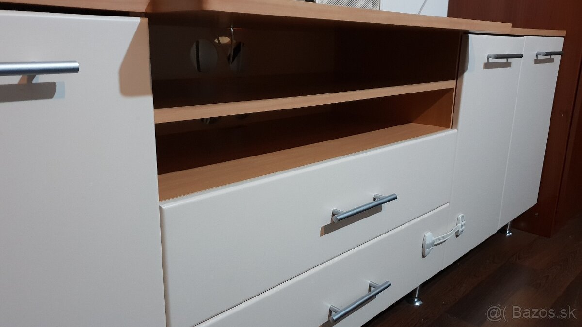 Komoda/skrinka pod TV, polička - 3