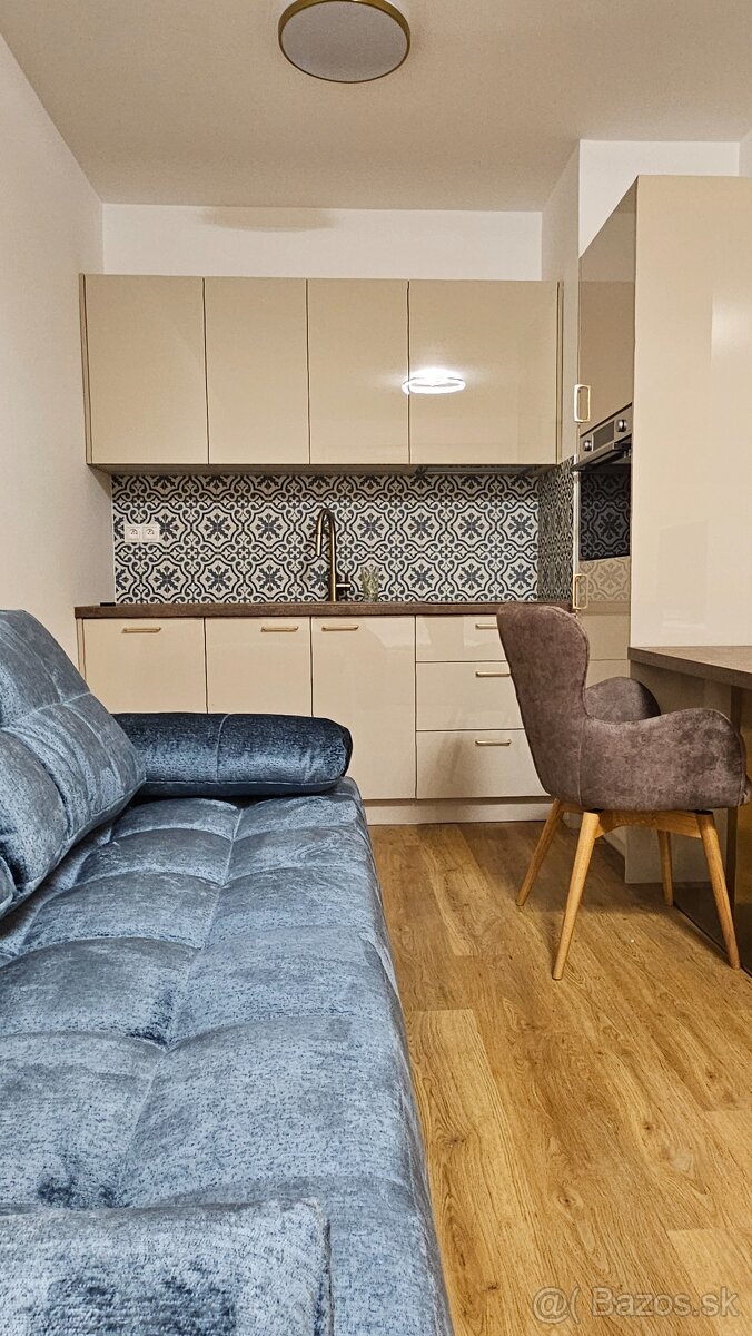 Luxusna plne zariadena garsonka - 3