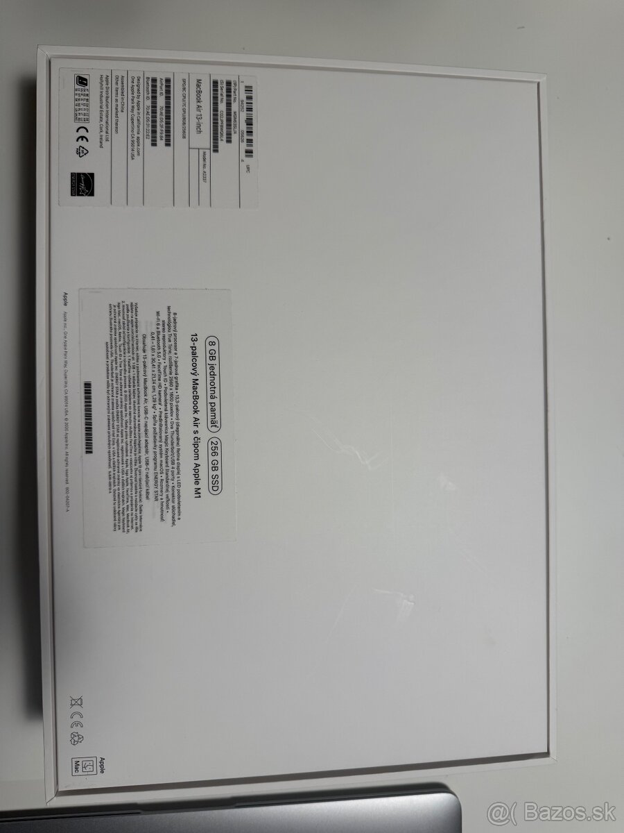 MacBook Air M1 / 256 / 8 - 3