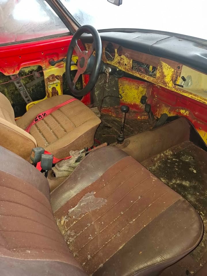 VW Karmann Ghia - 1971 - 3