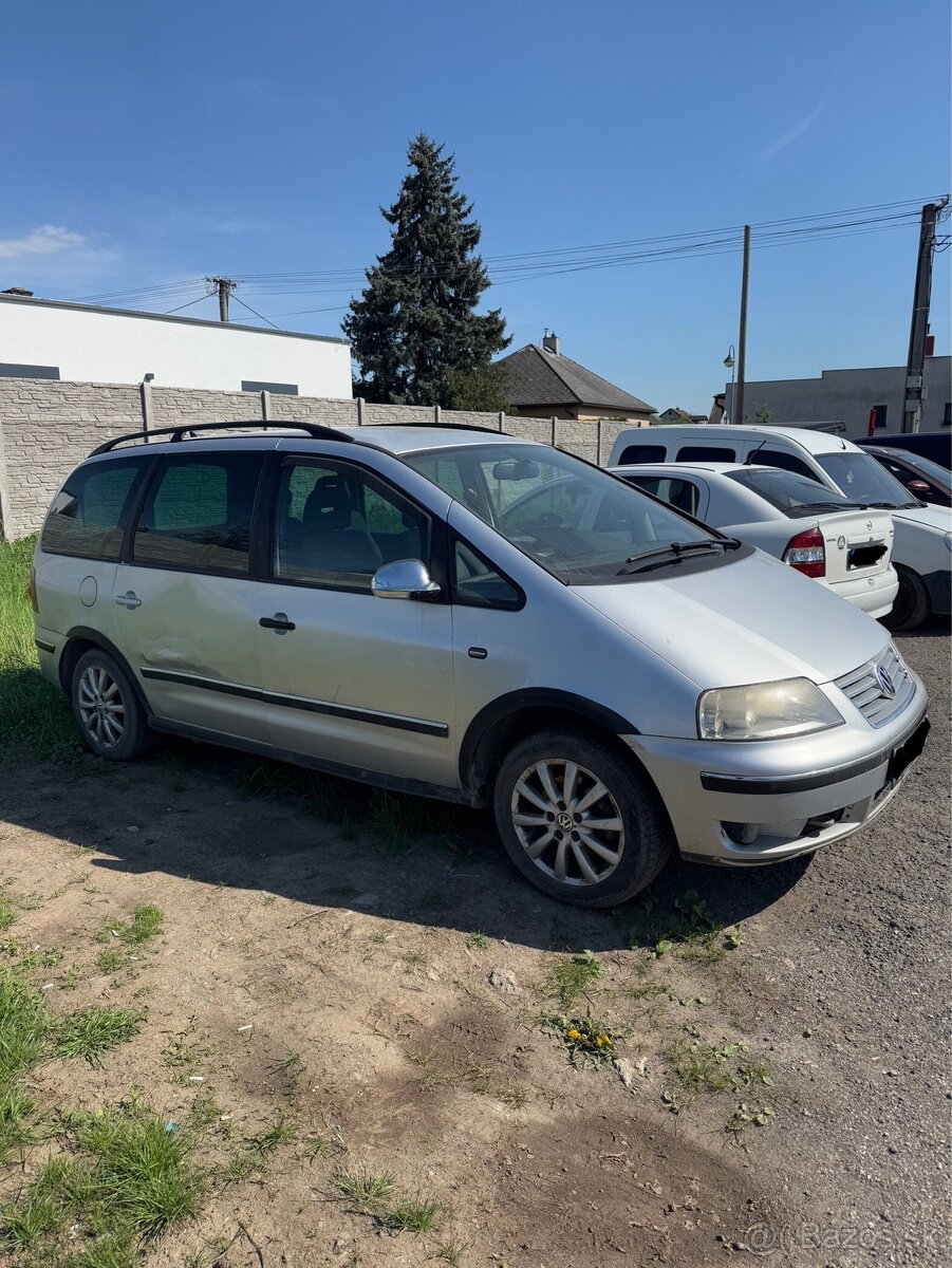 Rozpredám VW Sharan - 3