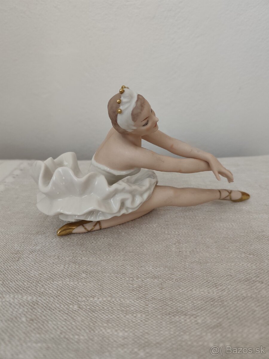 Wallendorf baletka žena porcelánová soška - 3
