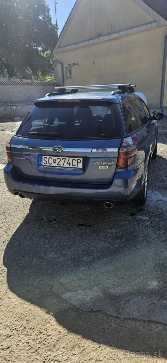 Subaru Outback 2.0 D 4x4 - 3