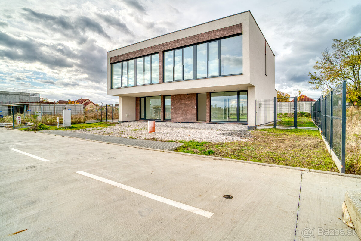 Na predaj 4-izbová novostavba v Kráľovej pri Senci - 3