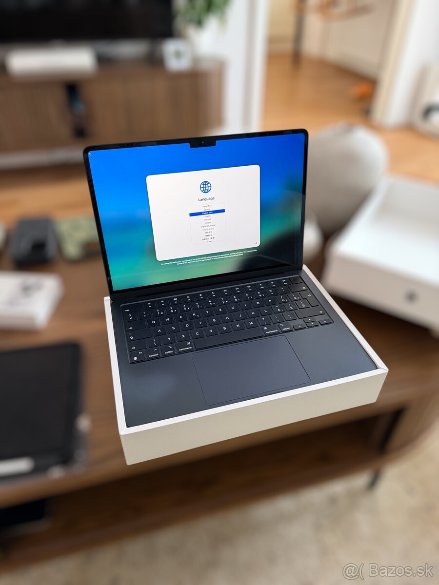 MacBook Air 13.6 M2 - 3