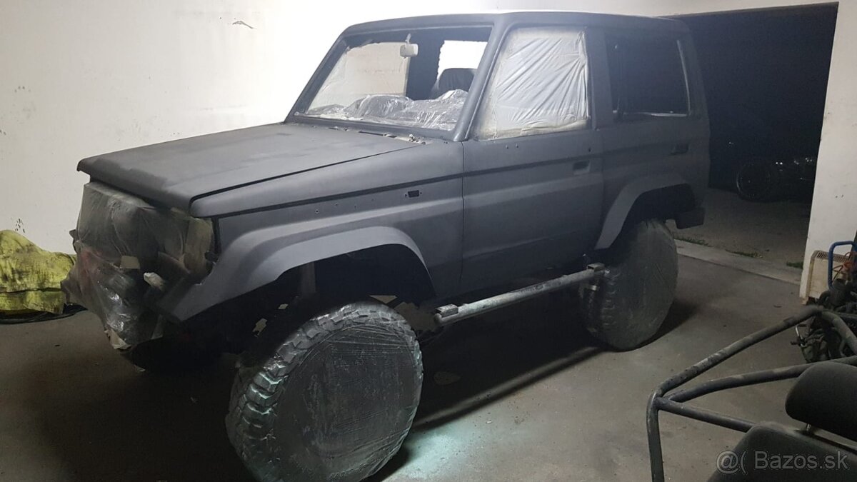 Toyota lj 70 2.4 - 3