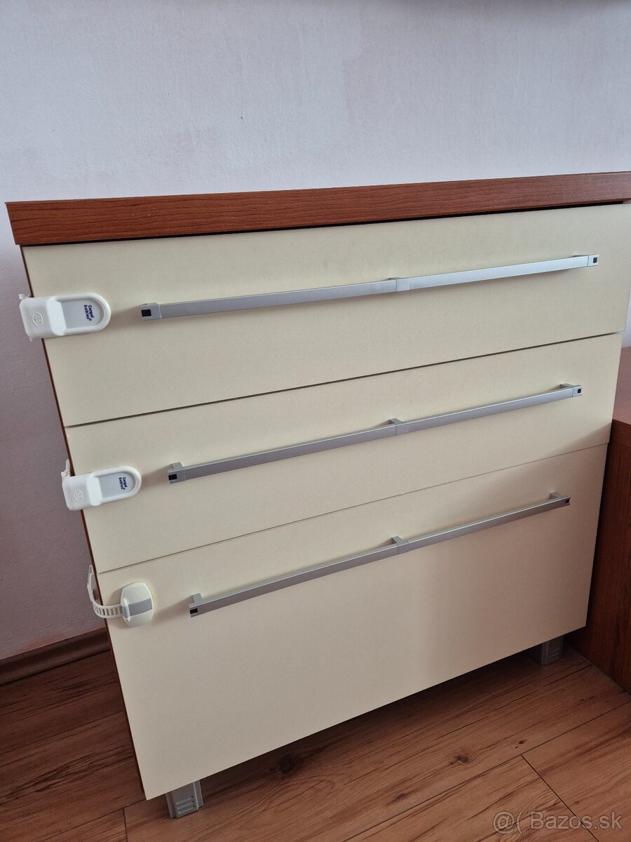 Predam obyvaciu stenu - 3