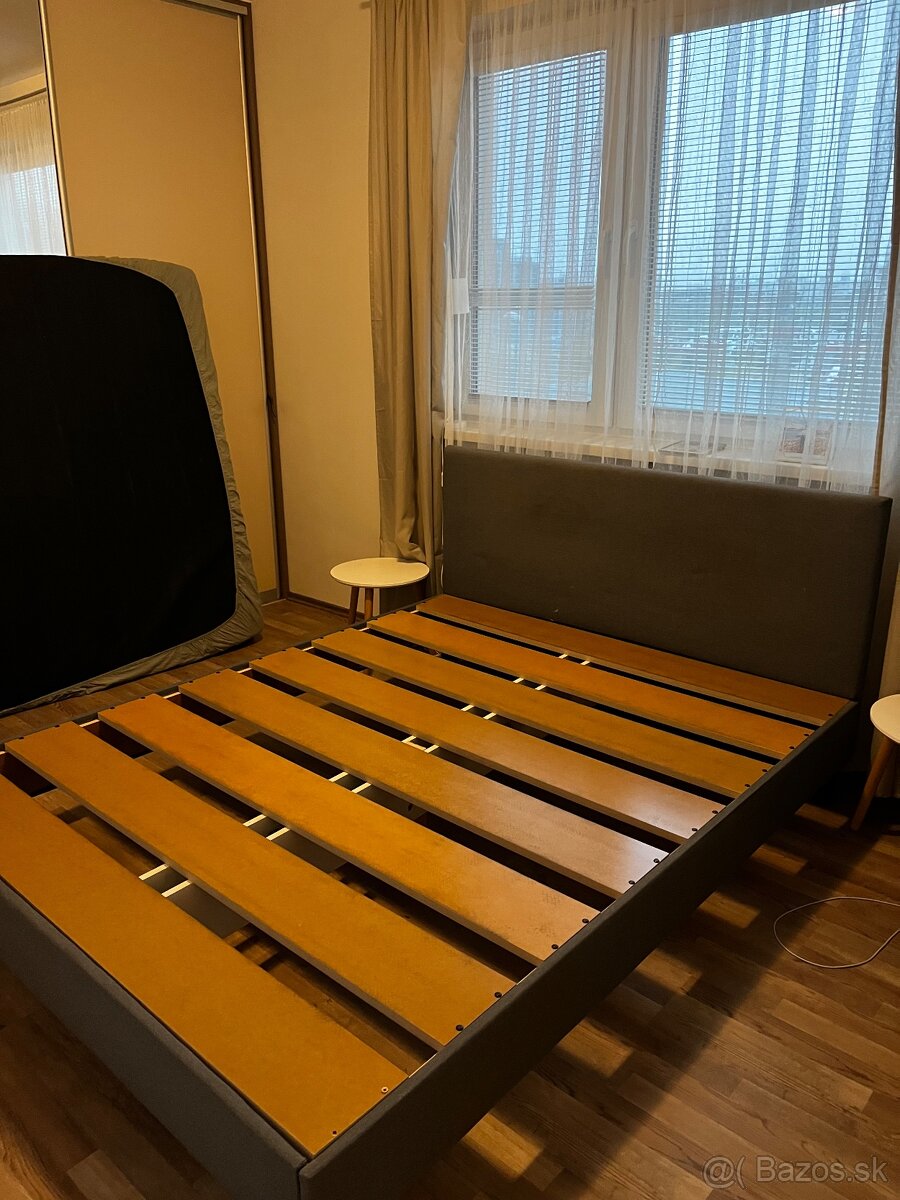 Čalúnený ram postele IKEA - 3