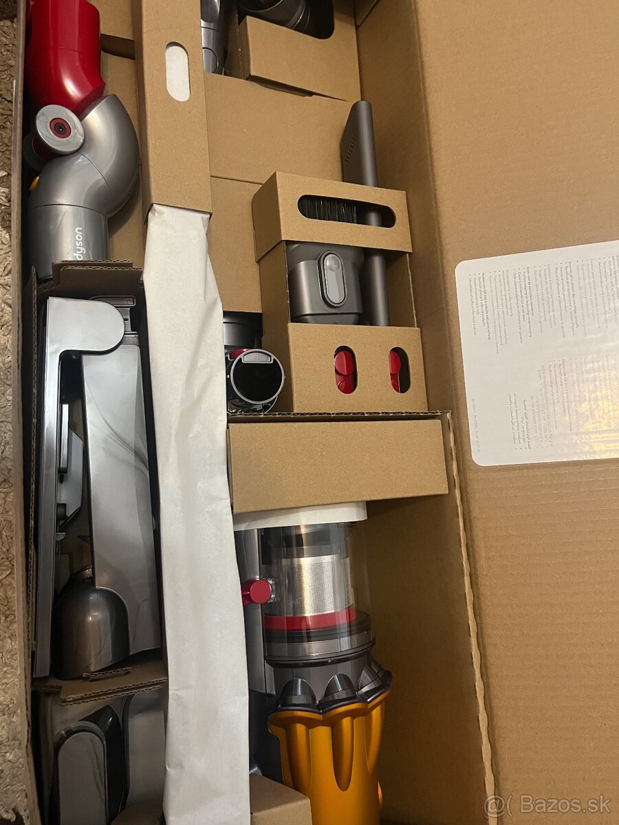 Tyčový vysávač Dyson V12 Detect Slim Absolute. - 3