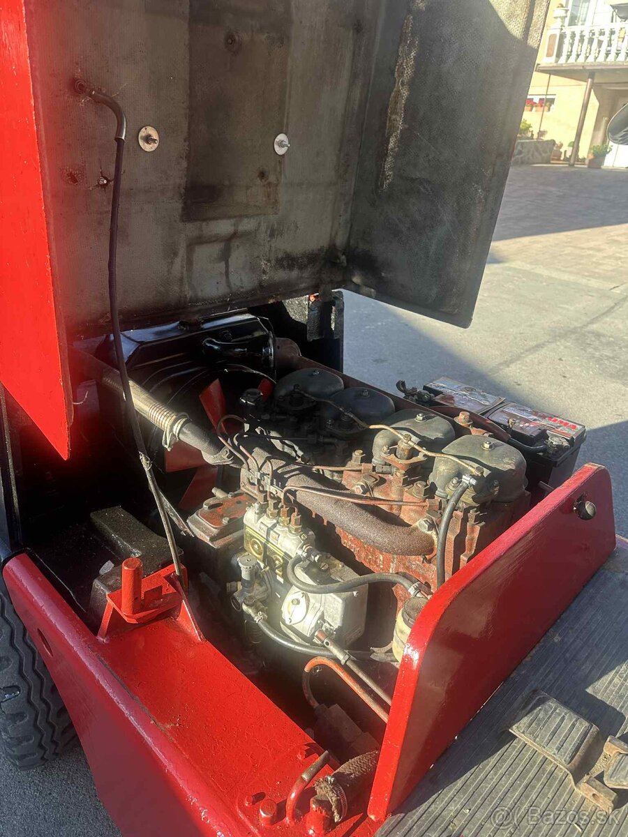 Predám vysokozdvižný vozík - 3