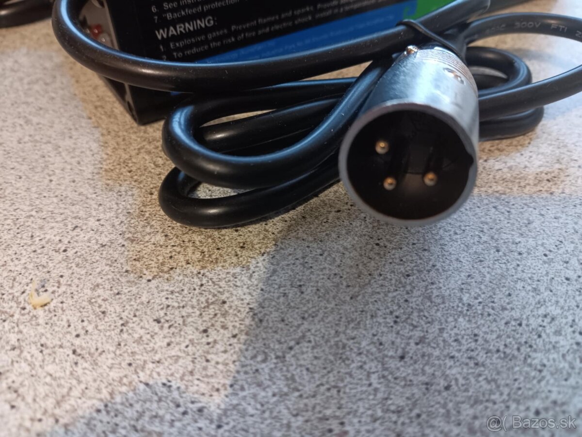 Nabíjačka pre invalidné vozíky. - 3