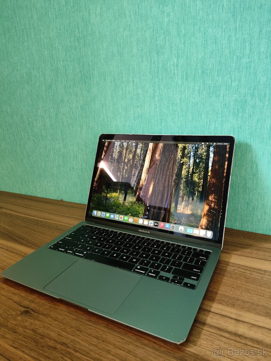 MacBook Air 2020 | i5 • 8GB • 256GB SSD - 3