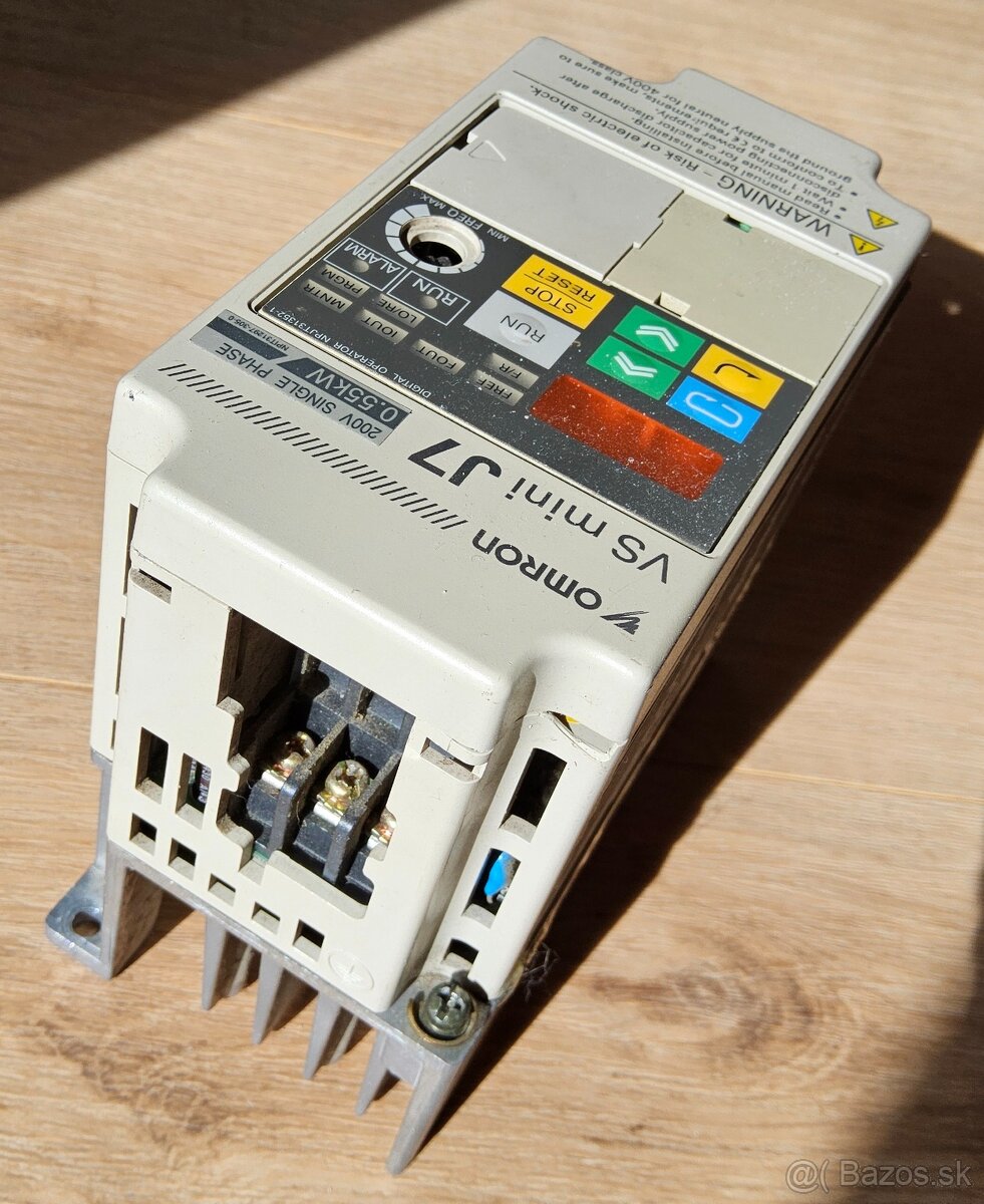 Predám frekvenčný menič OMRON - 3