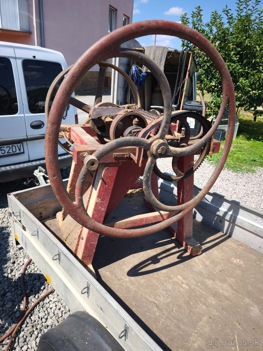 Rezačka žihľavy trávy seckaren - 3