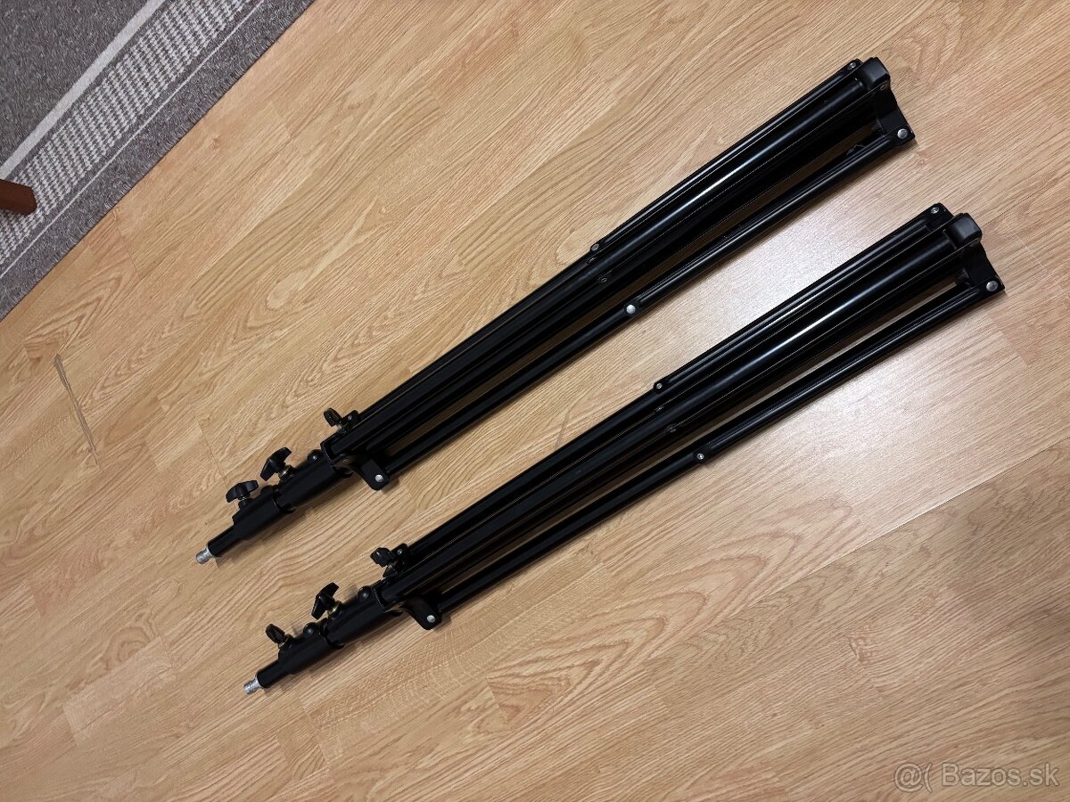 Biele foto platno a statívy - 3