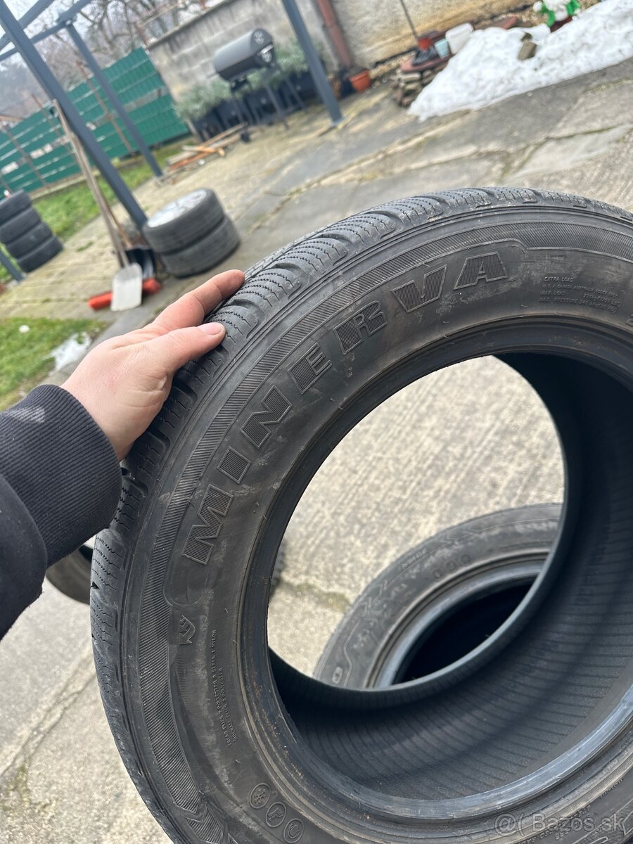 Zimne pneu 225/55 r16 - 3