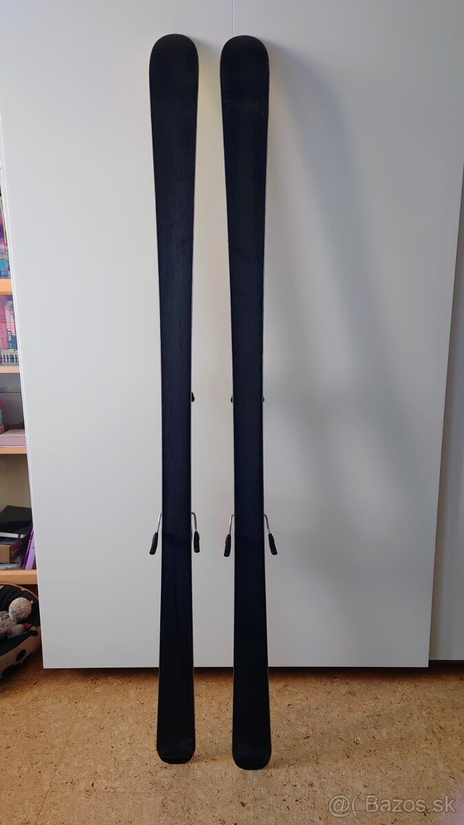 predáme zjazdové lyže - 3