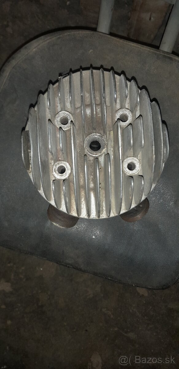 Valec hlava jawa čz 175 - 3