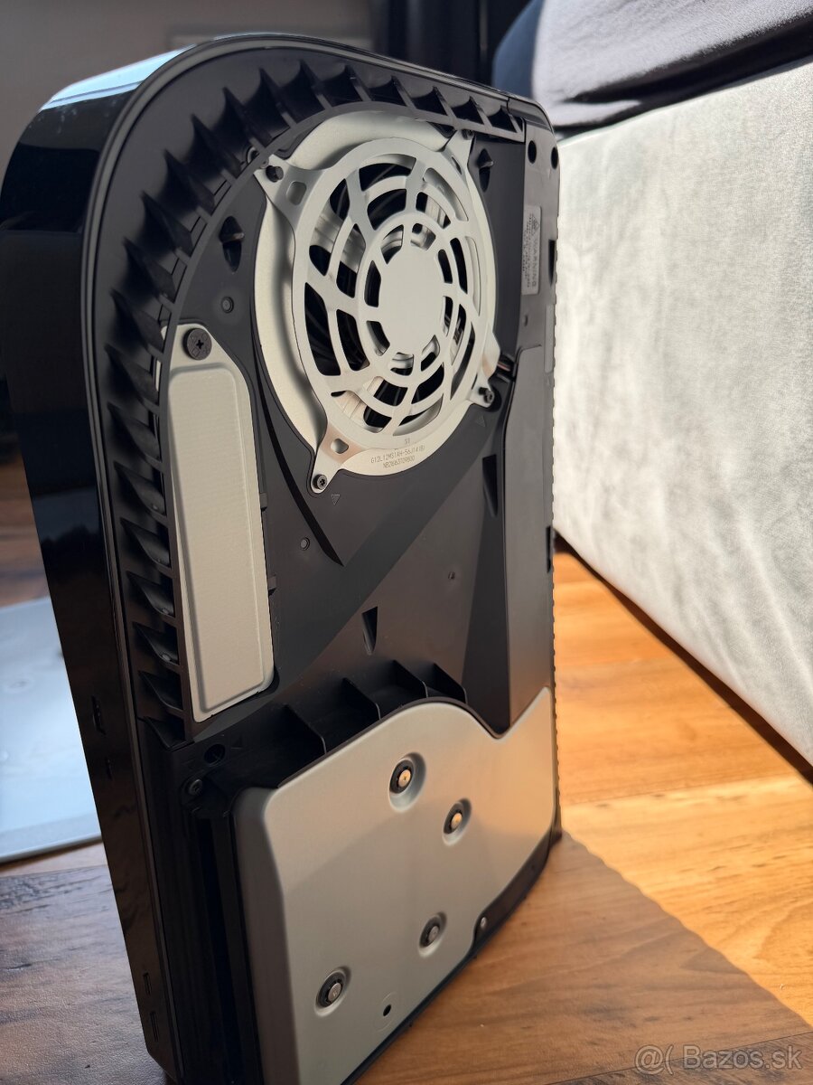 Playstation 5 mechanika - 3