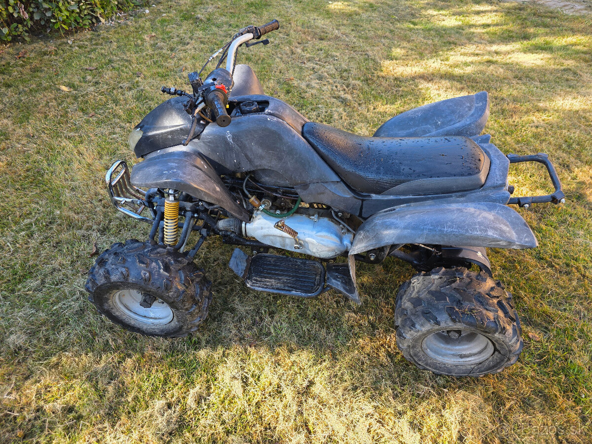 Predám ATV štvorkolku 150ccm automat - 3