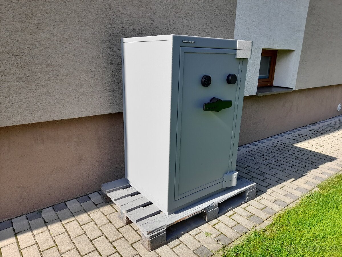 TREZOR zn.WERTHEIM - 3