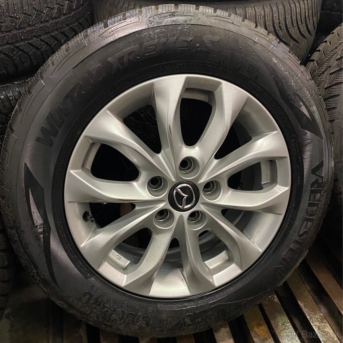 5x114,3 R16 6,5J ET50 Mazda + 215/60 R16 zimné - 3