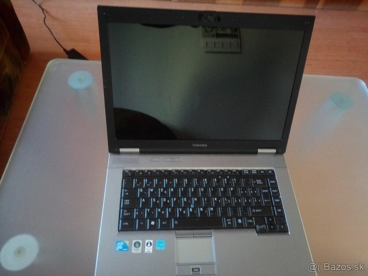 Predám notebook HP - 3