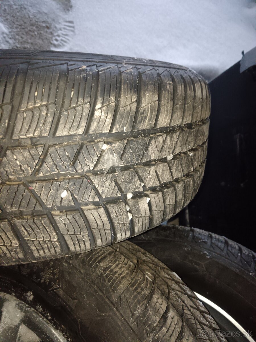 Zimná sada RENAULT 205/55R16 - 3