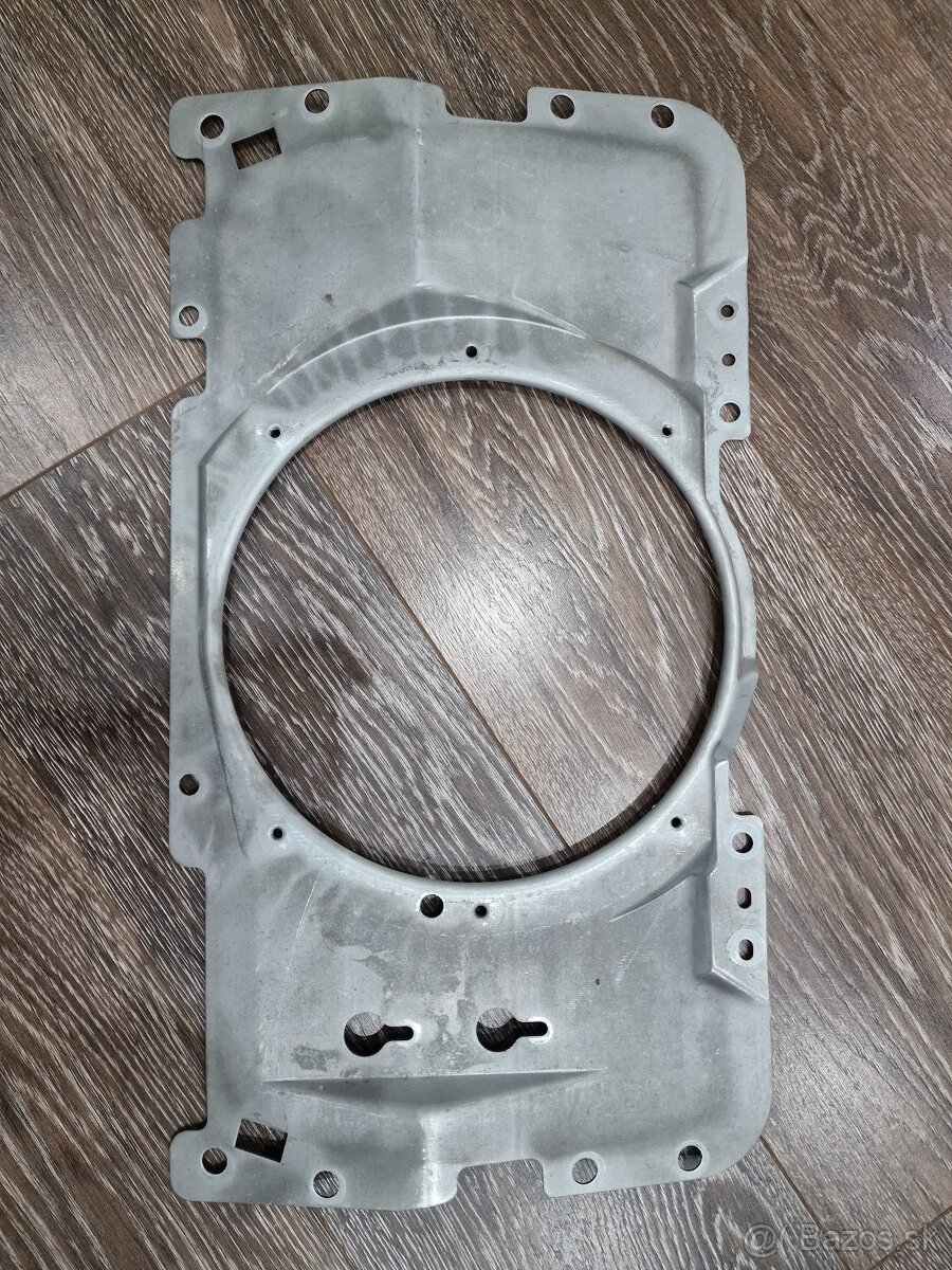 Predám OEM inštalačný rám pre subwoofer NISSAN 350Z - 3