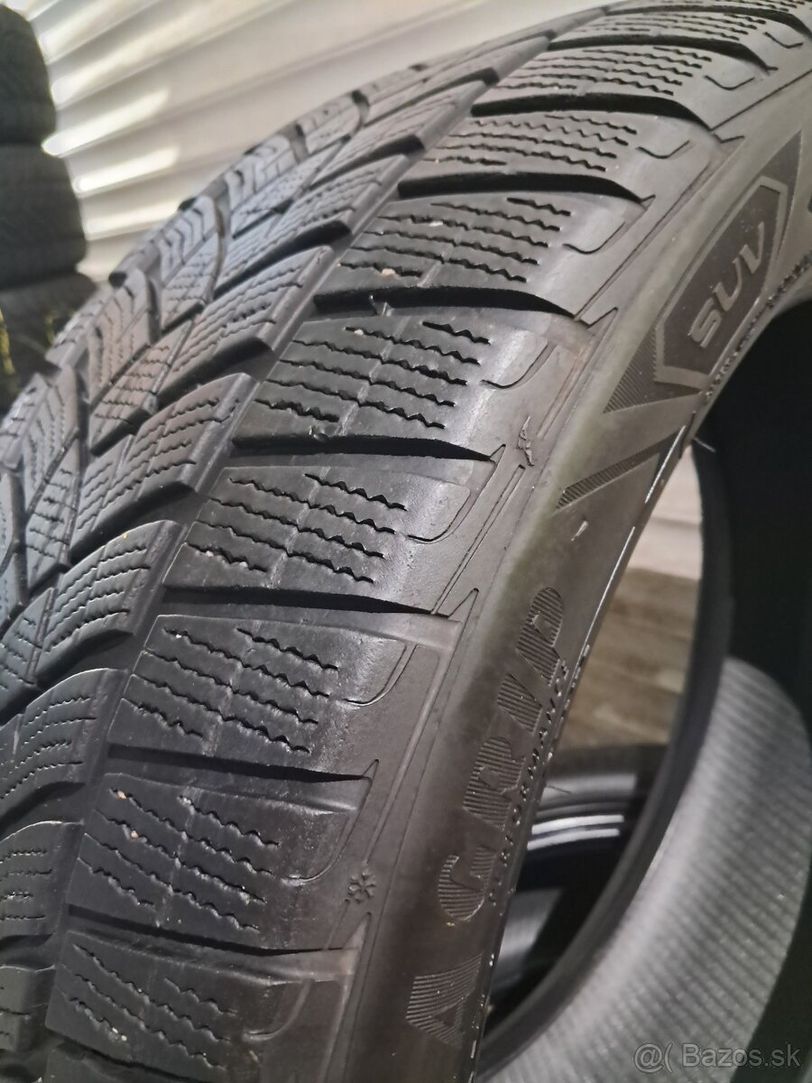Goodyear zimné 245/50/R19 - 3
