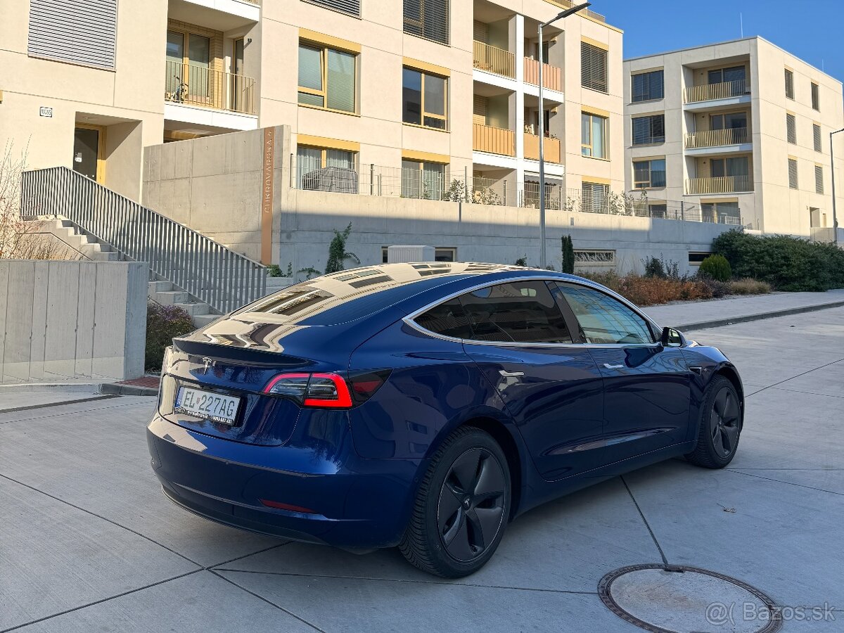 Tesla model 3 na prenájom - 3