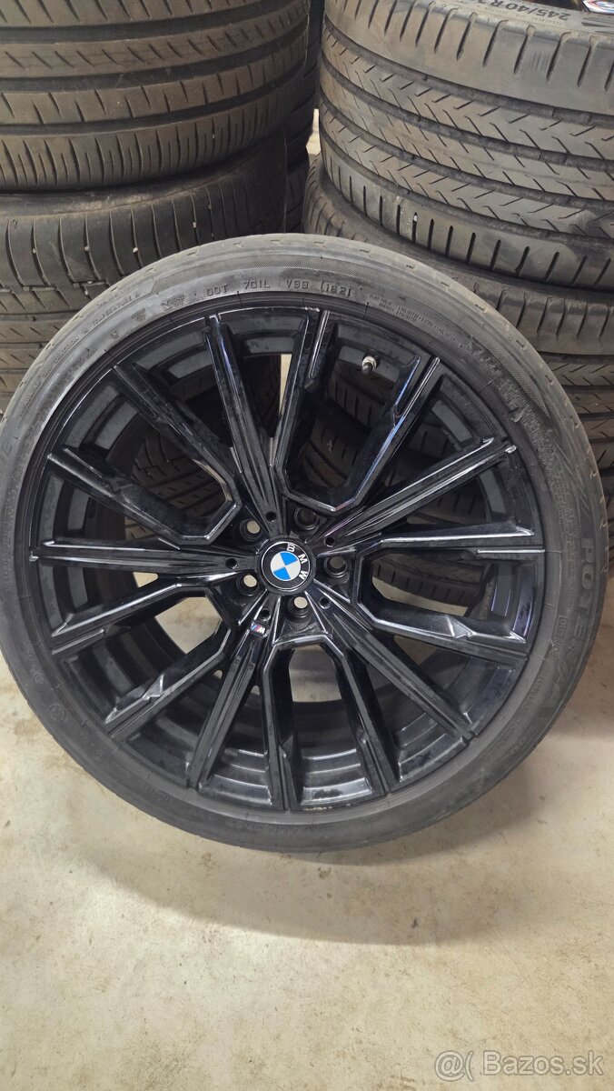 Kolesa BMW 7 G11. R 20" - 3