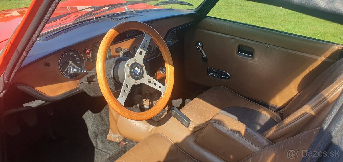 TRIUMPH SPITFIRE 1500 - 3