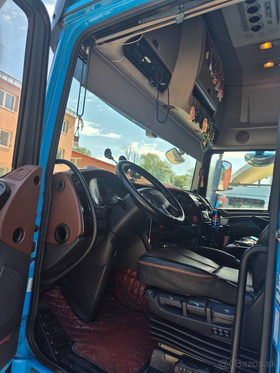 Veľkoobjemová tandemová súprava DAF XF 530 + WECON (Double D - 3