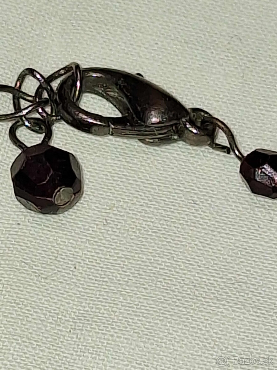 STARÝ NÁHRDELNÍK - 3