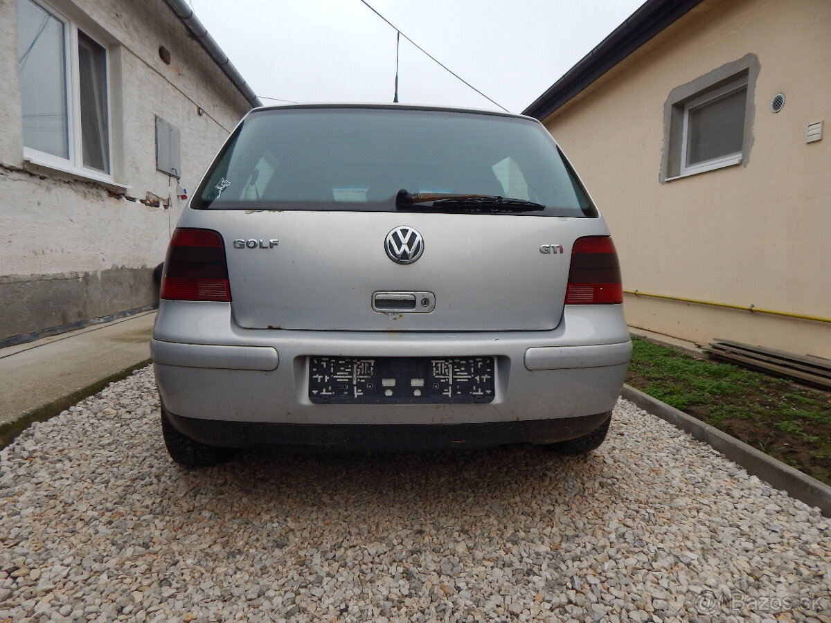 VW Golf 4 - 3