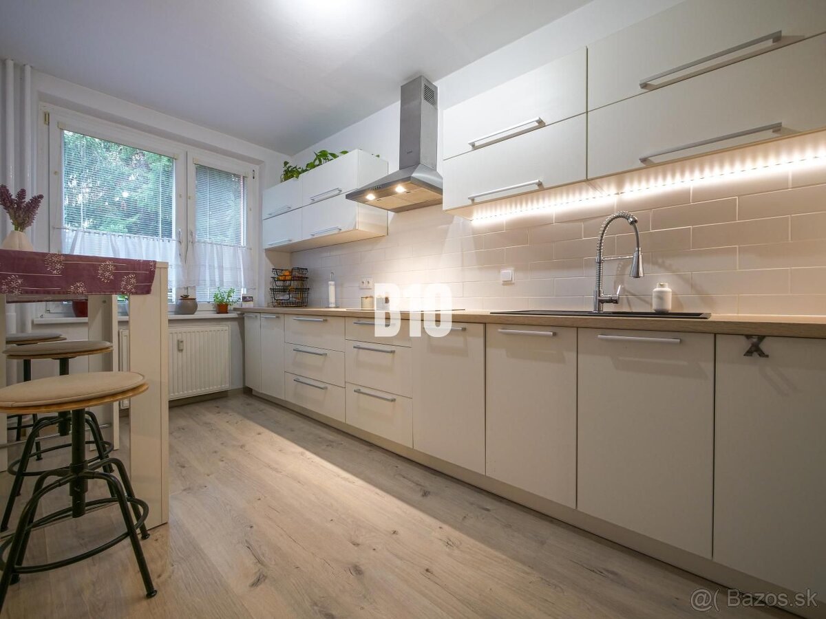 Prízemný 3i byt až 75m2 s loggiou v obľúbenej lokalite Trenč - 3