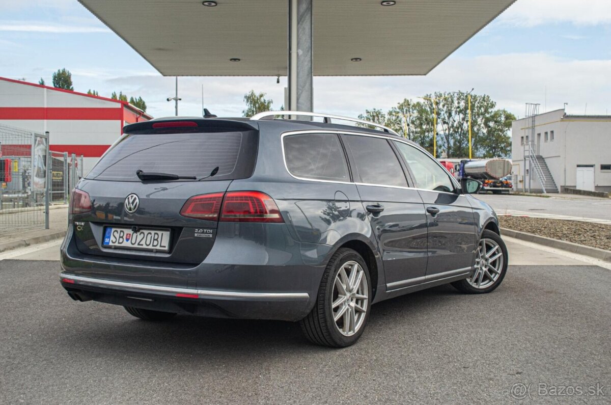 Volkswagen Passat Variant 2.0 TDI BMT Highline 4MOTION - 3
