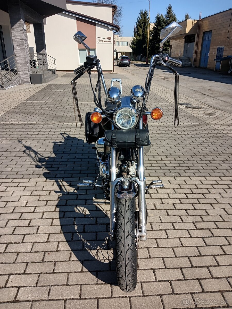 Yamaha XV 750 virago - 3