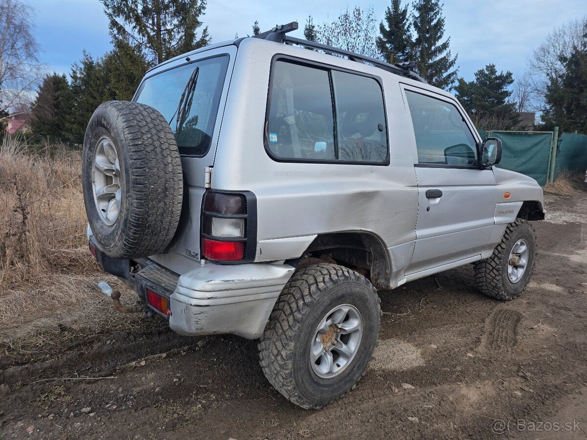 Mitsubishi Pajero 2.8td - 3