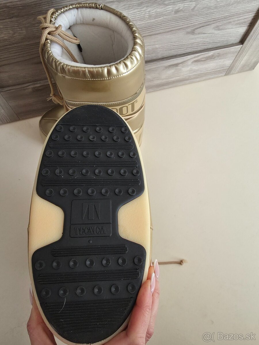 Moon Boot snehule zlaté - 3